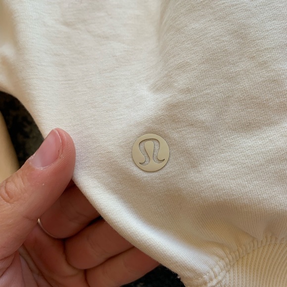 EUC 🍋 Lululemon LA Ribbed Waist Long Sleeve Shirt - Picture 8 of 8